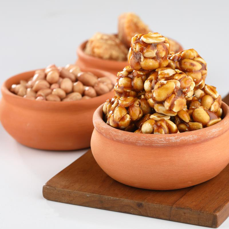 peanut chikki balls